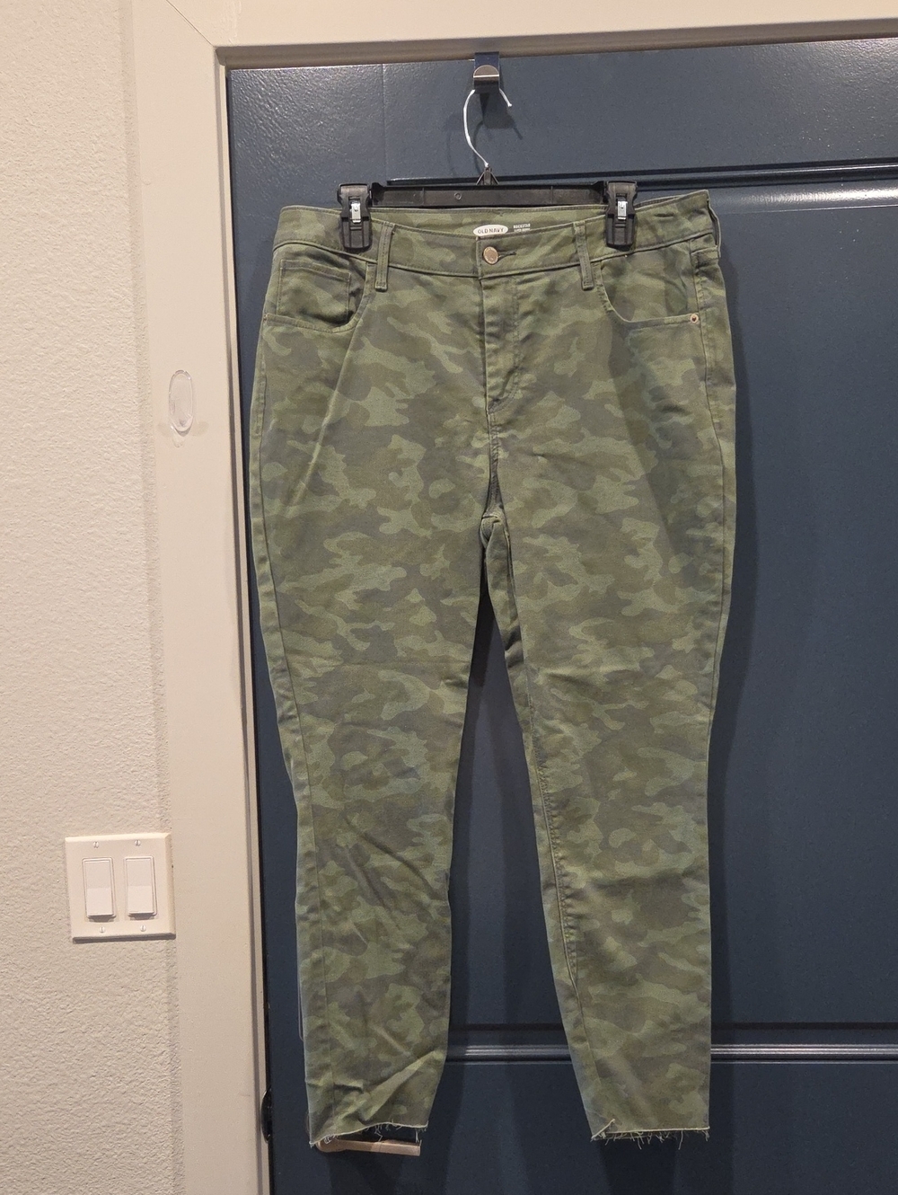 Womens's Camouflage Green Jeans - Old Navy Brand